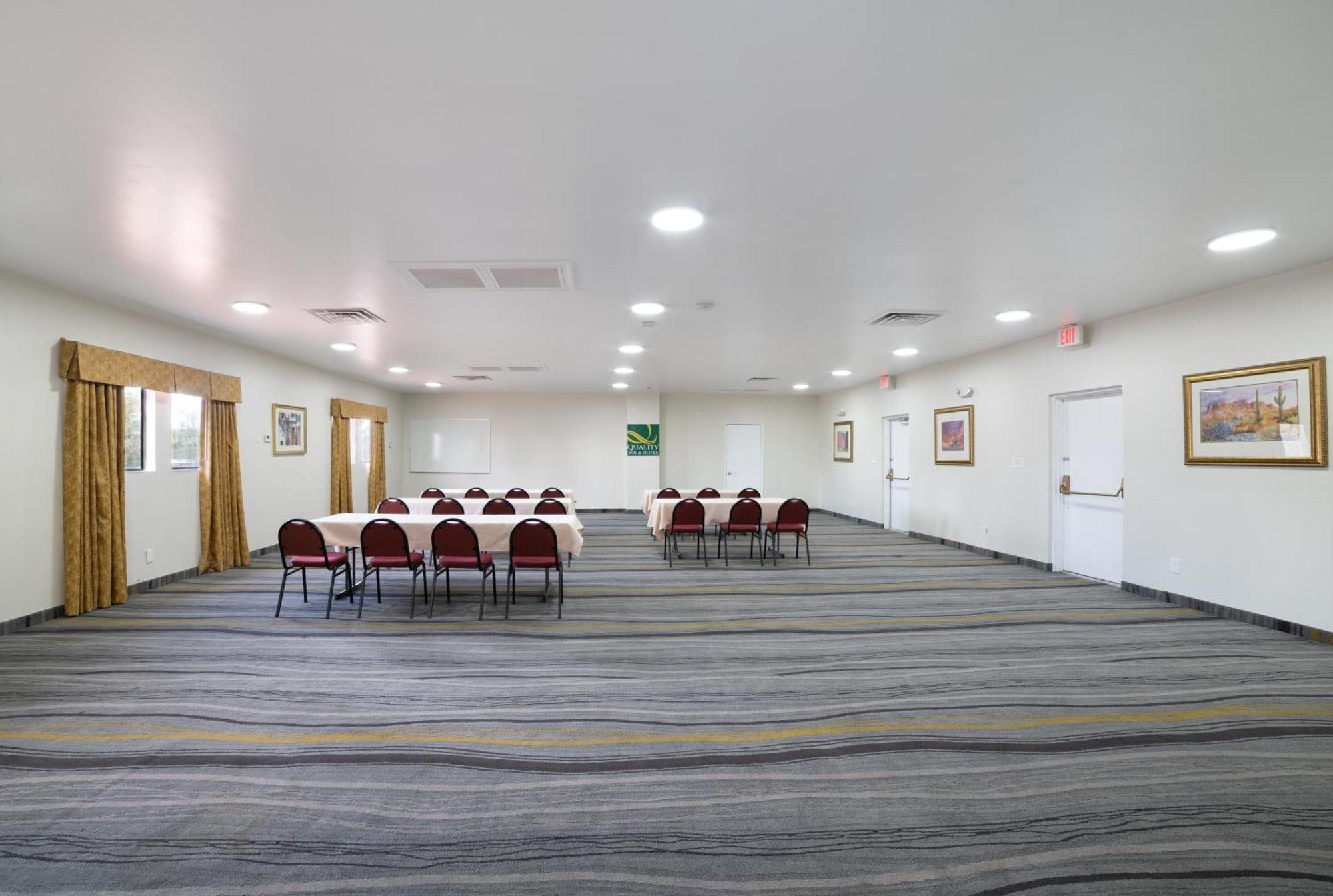 Quality Inn & Suites Goodyear - Phoenix West Εξωτερικό φωτογραφία